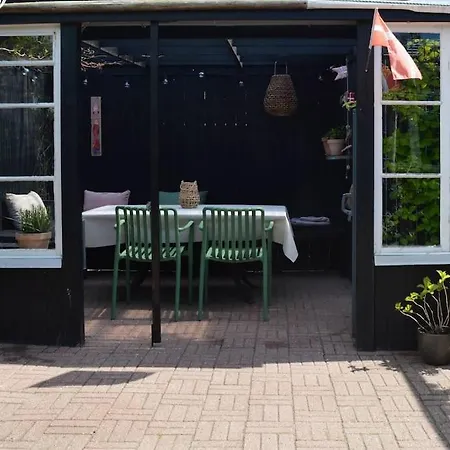 Nyaraló Hawhuset Taet Pa Og Byliv Thyborøn