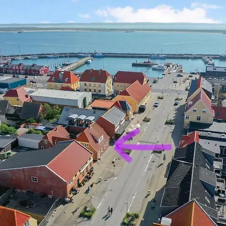 Hawhuset Taet Pa Og Byliv Nyaraló *
